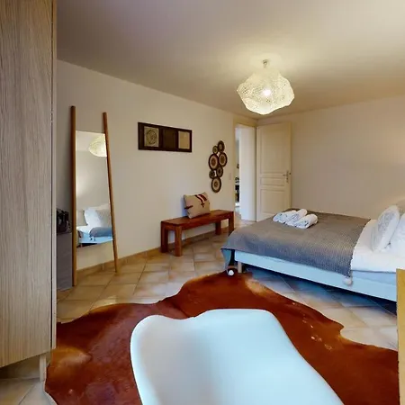 Sous Les Tilleuls Parking Hypercentre 4-6 Personnes شقة *