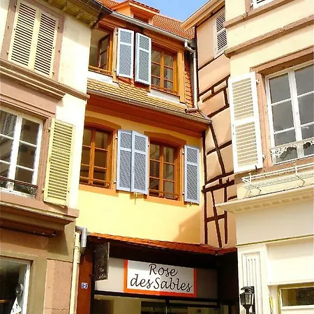 Sous Les Tilleuls Parking Hypercentre 4-6 Personnes