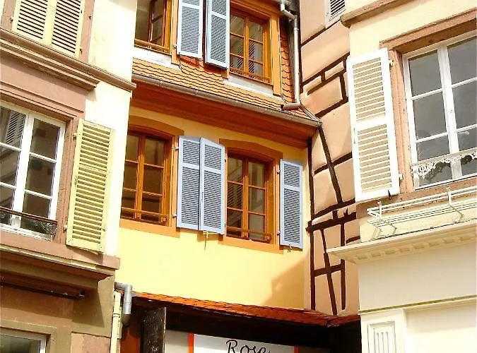 Sous Les Tilleuls Parking Hypercentre 4-6 Personnes